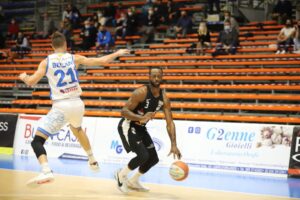 Johnson decisivo a Capo d'Orlando (foto APU)