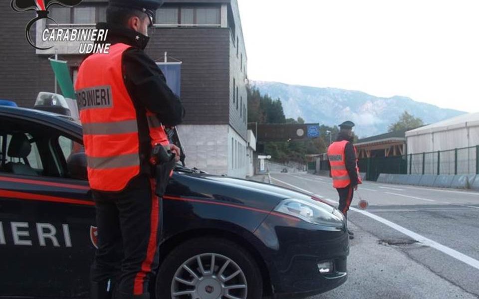 Posto di blocco carabinieri