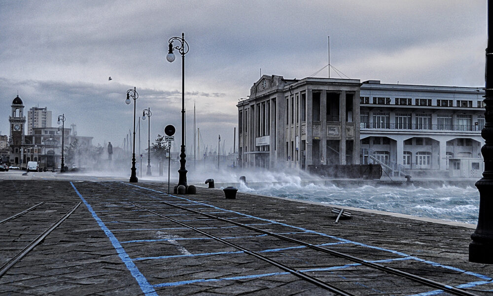 Trieste durante una giornata di Bora