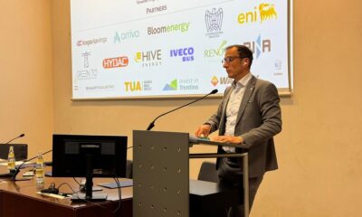 Il governatore Fedriga nel corso del suo intervento - Energia FVG: Friuli-Venezia Giulia punta sull'idrogeno per il futuro energetico