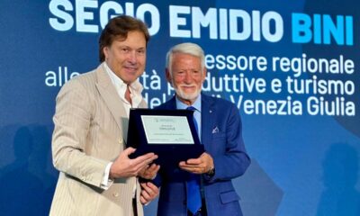 L'assessore regionale Sergio Emidio Bini e Giuseppe Claut - OMLDue, eccellenza del Friuli-Venezia Giulia tra innovazione e tradizione