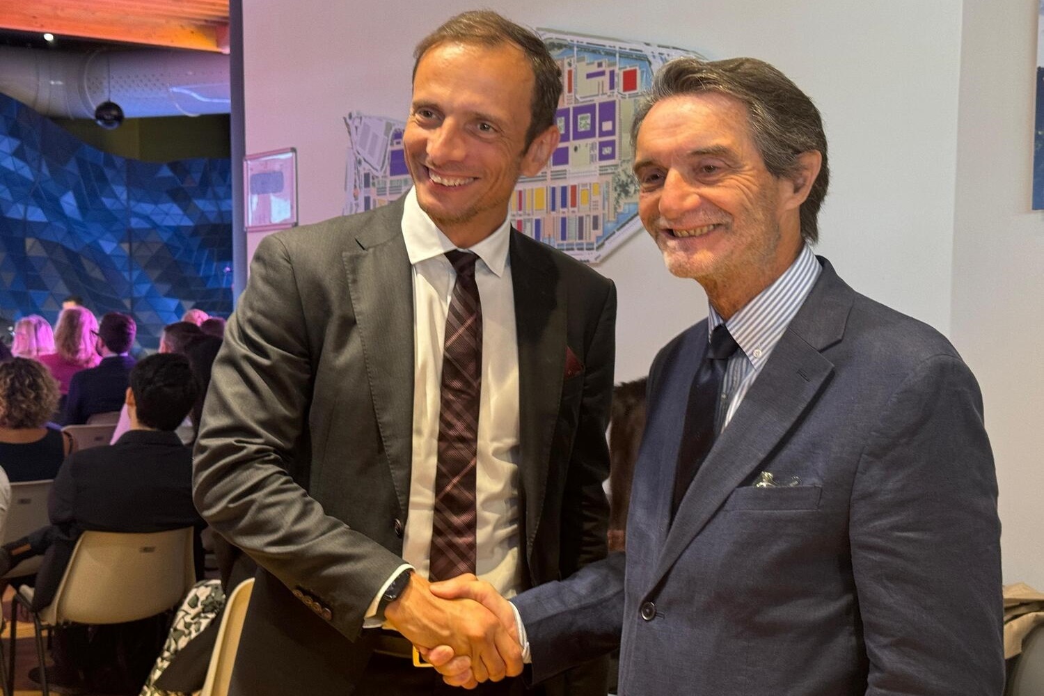 Il governatore Massimiliano Fedriga con il presidente della Regione Lombardia Attilio Fontana a Milano al convegno - Friuli-Venezia Giulia investe nelle Scienze della Vita per affrontare il futuro