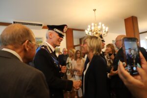 L'assessore Barbara Zilli con Gabriele Vitagliano, nuovo comandante della Legione Carabinieri FVG