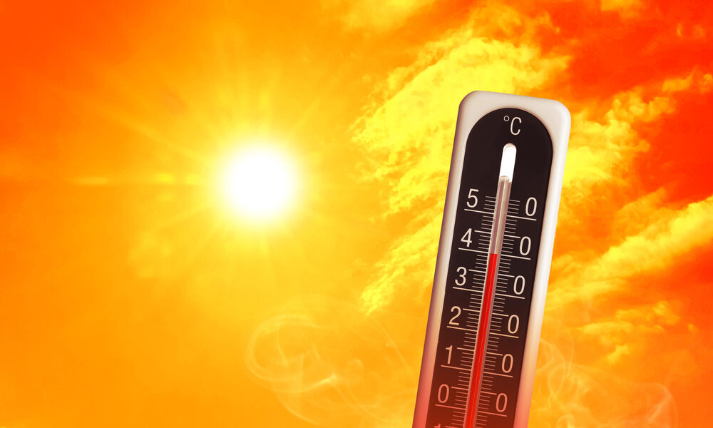 Sole e temperature alte - Meteo, ultimo weekend d'agosto con caldo, sole e rischio temporali in montagna