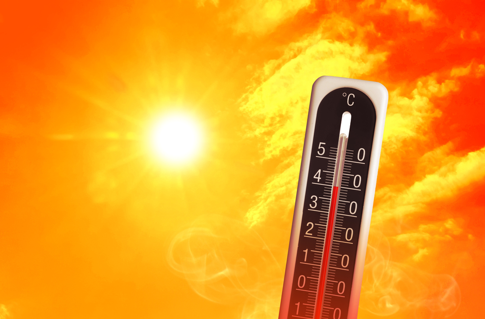 Sole e temperature alte - Meteo, ultimo weekend d'agosto con caldo, sole e rischio temporali in montagna