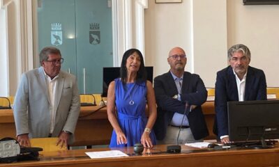 L'assessore regionale Sebastiano Callari (secondo da destra) alla presentazione dei contributi per la realizzazione delle opere a Monfalcone - Monfalcone, 1,45 milioni per il nuovo argine marittimo