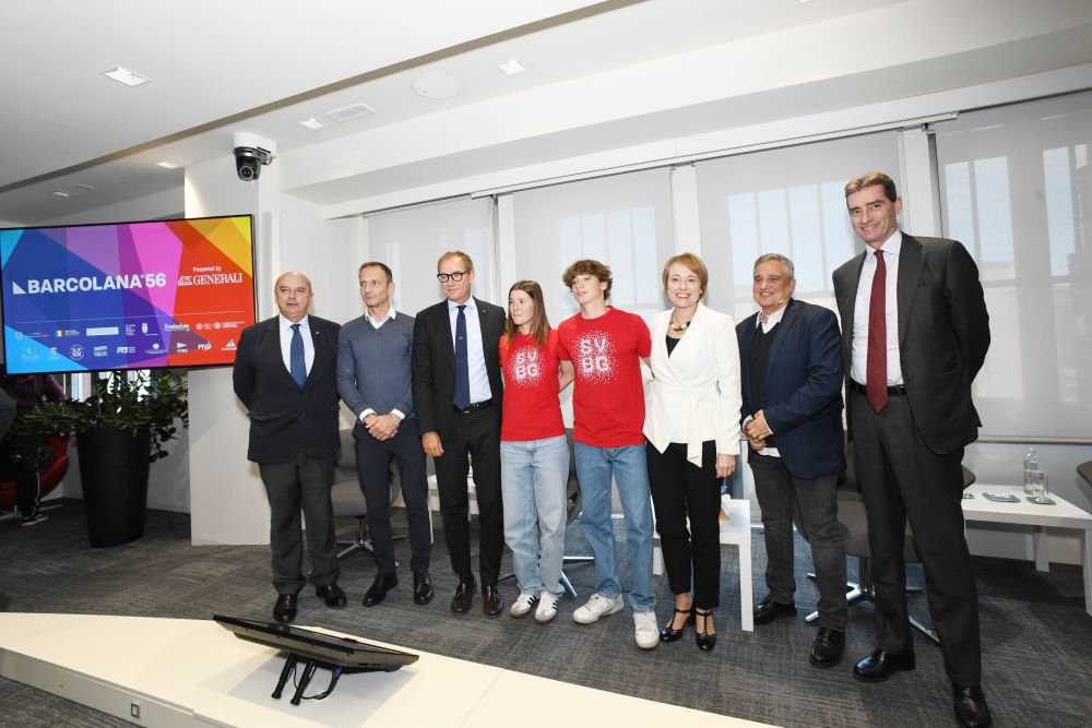 Foto di gruppo alla presentazione della 56esima Barcolana