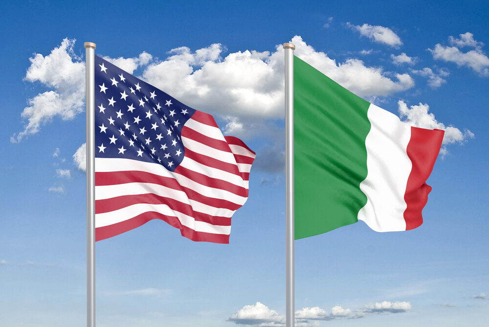 Bandiere italiana e Usa