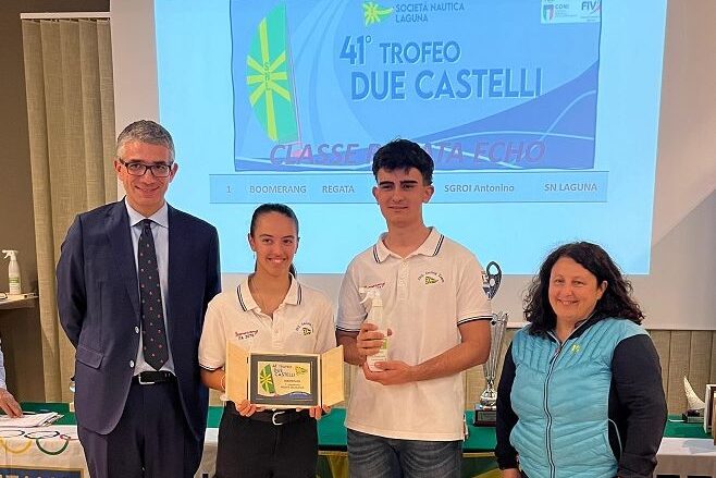 Un momento delle premiazioni del 41.mo Trofeo due castelli di vela