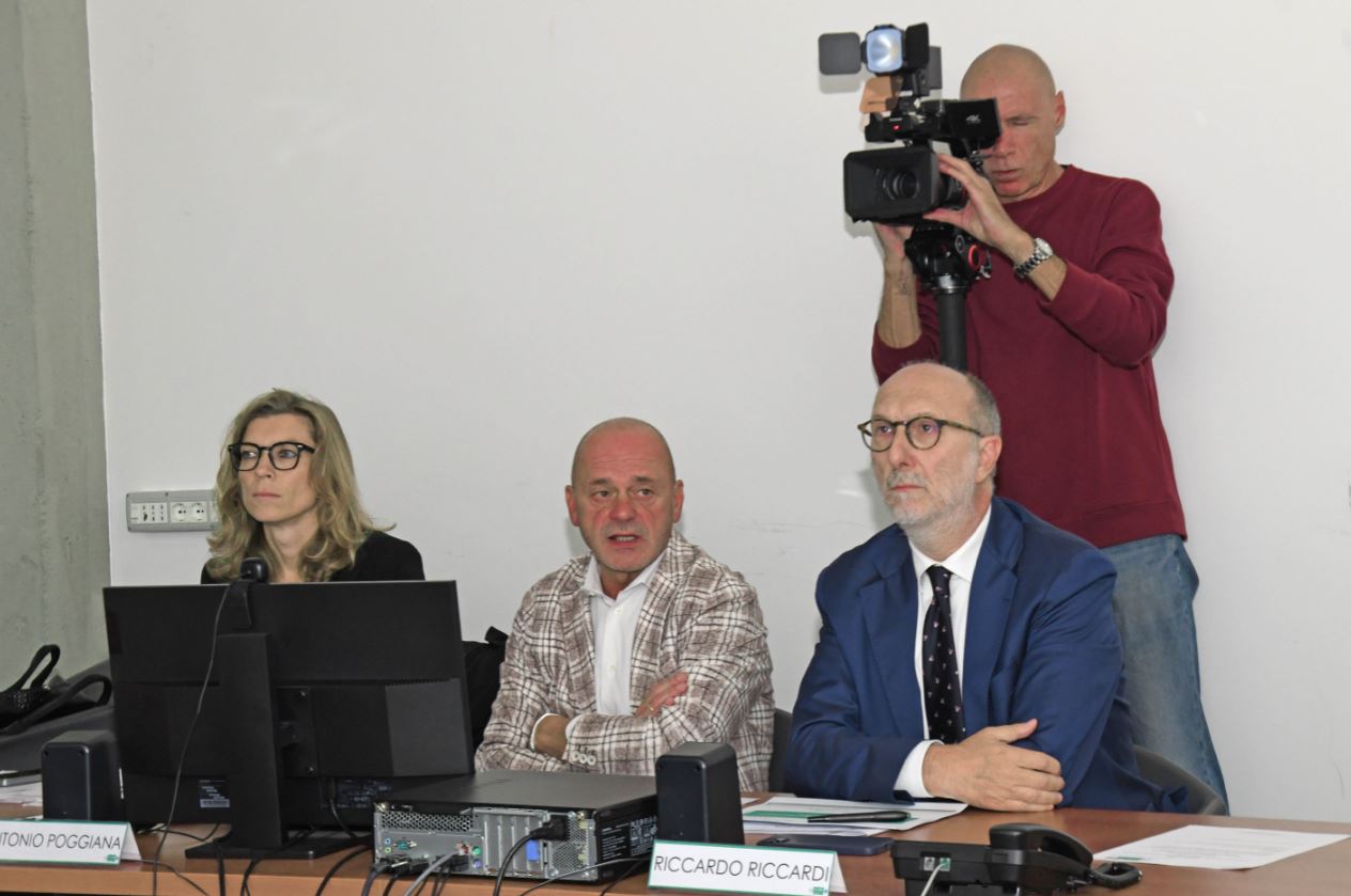 L'assessore alla Salute Riccardo Riccardi alla presentazione del monitoraggio Asugi per ridurre le liste d'attesa