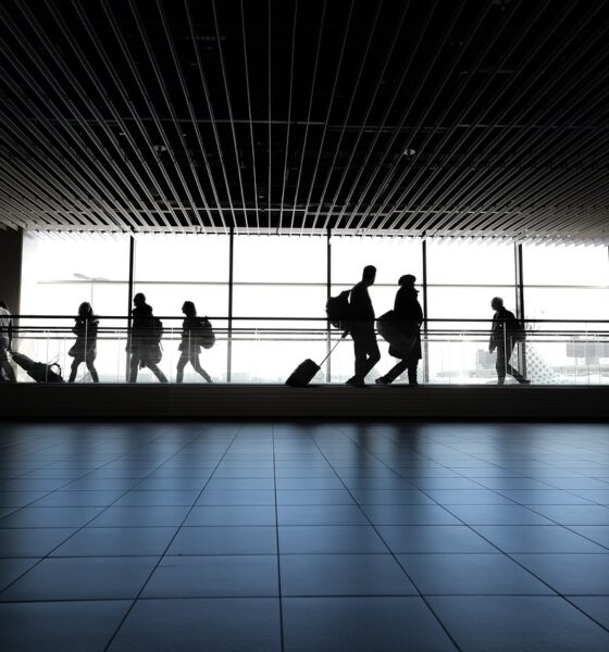 Persone in aeroporto