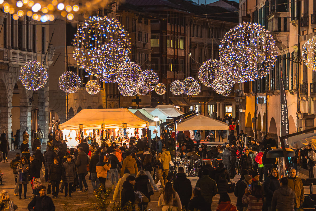 Luminarie a Udine - natale a Udine