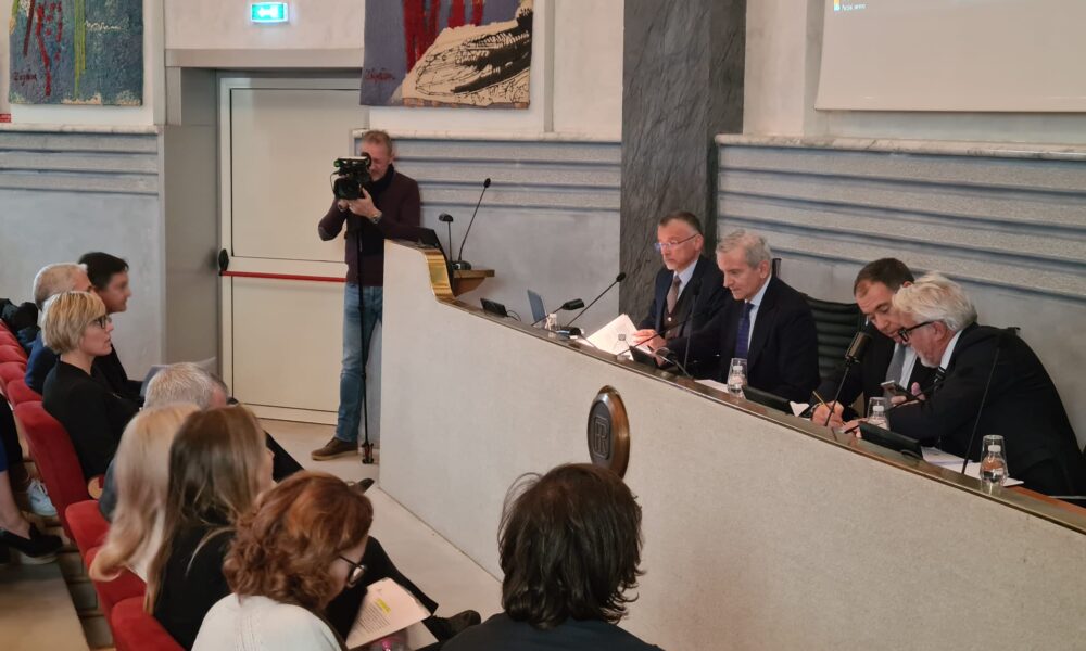 L'assemblea di Autostrade Alto Adriatico nell'auditorium di via Locchi a Trieste