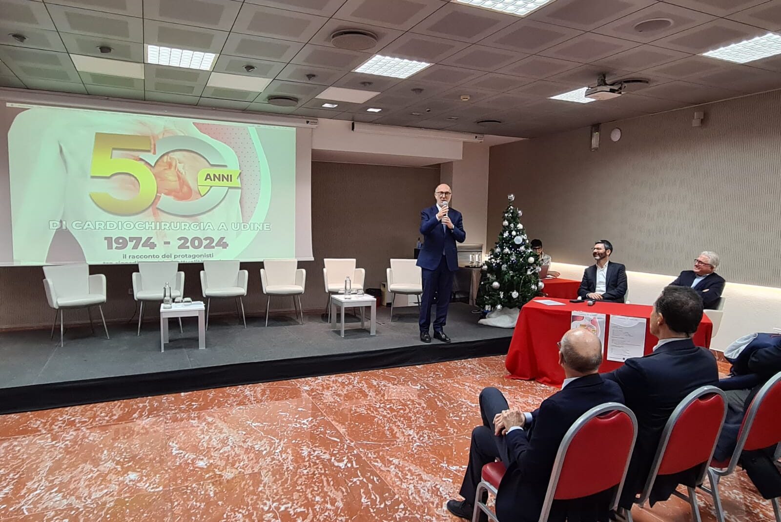 L'assessore Riccardi al convegno "50 anni di cardiochirurgia a Udine" - Cardiochirurgia a Udine