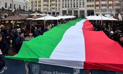 Il Tricolore lungo 85 metri sfila per Pordenone