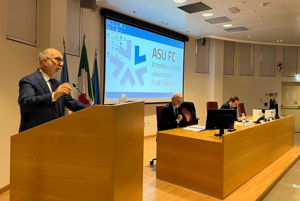 L'intervento dell'assessore Riccardo Riccardi alla conferenza stampa di presentazione dell'attività svolta dal Centro trapianti di Udine