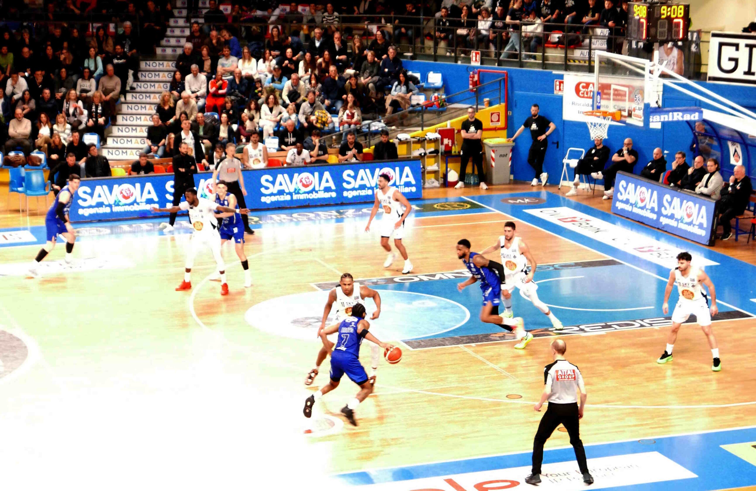 Un'azione del match tra Udine e Brindisi