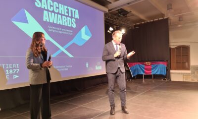 Un momento dei Sacchetta Awards, con l'assessore Fabio Scoccimarro sul palco