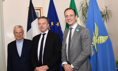 Da destra il governatore del Friuli Venezia Giulia Massimiliano Fedriga, l'ambasciatore di Francia in Italia Martin Briens e il console onorario Riccardo Illy